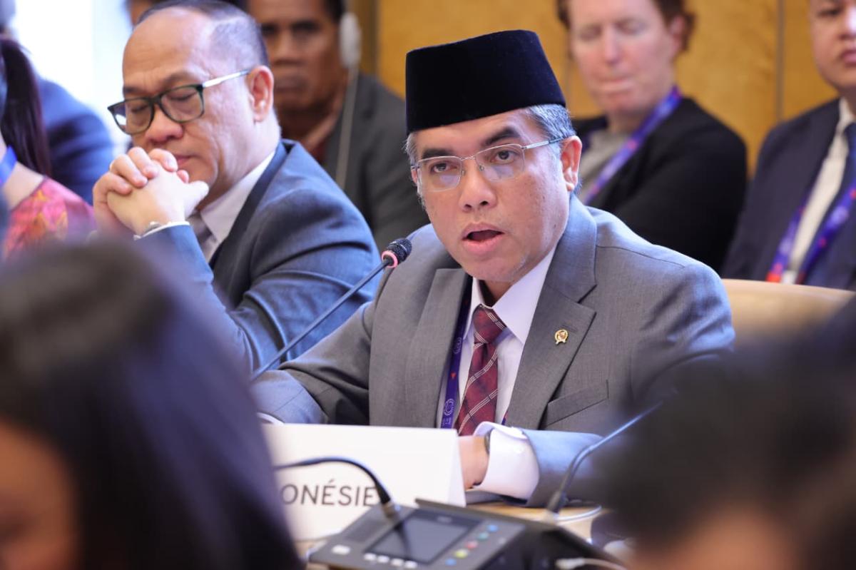 Hadapi Disrupsi AI, Menaker Yassierli Ajak Negara Asia Pasifik Perkuat Kerja Sama Pengembangan SDM